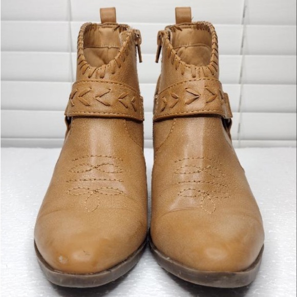 Frye and Co. Boho Embroidered Faux Leather Palma Stacked Heel Booties - Picture 5 of 16